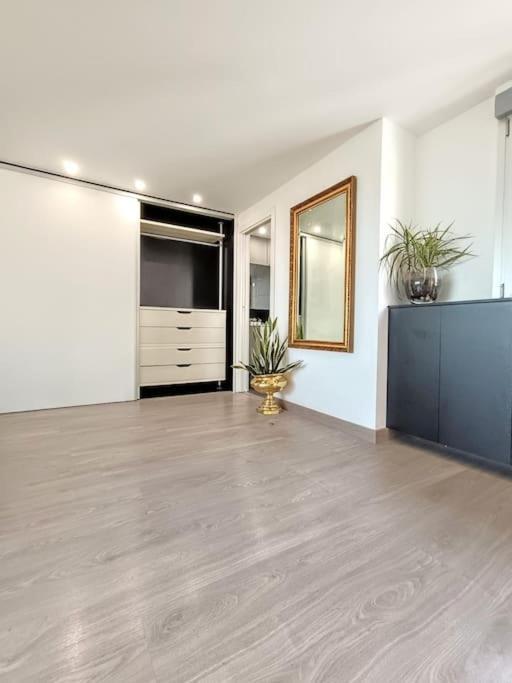 Spacious Studio By The University San Vicente Raspeig Luaran gambar